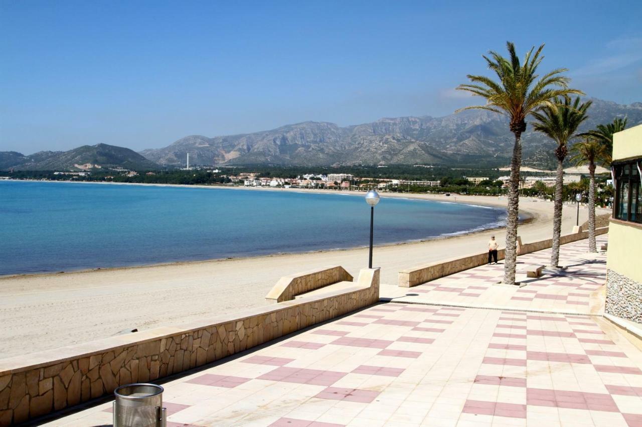 Casa Alegria Villa Calafat Buitenkant foto